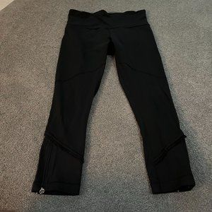 Lululemon: Good Condition Active Capri Legging